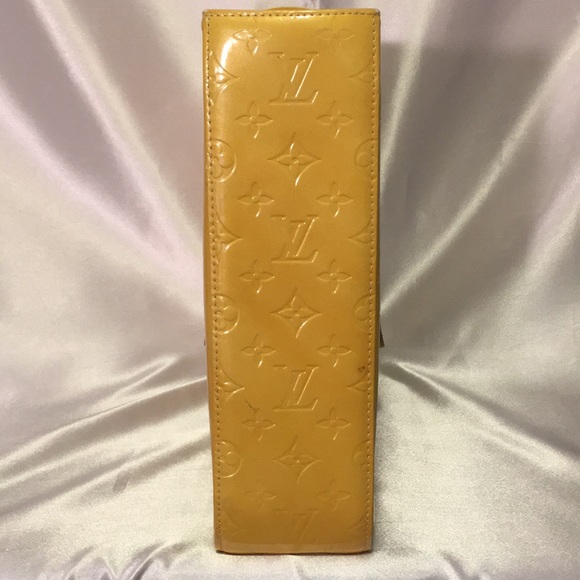 SOLD...Authentic Louis Vuitton Columbus Tote (LV) - Picture 5 of 8